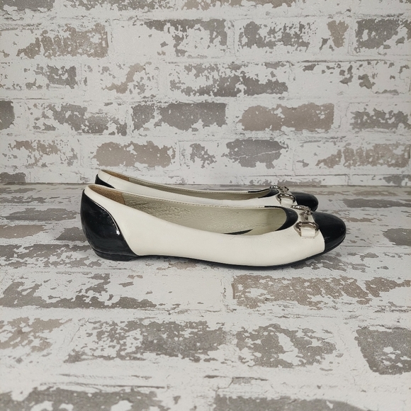 Geox Respira Black & White Leather Elizabeth Cap Toe Ballet Flats V140 - Picture 3 of 8
